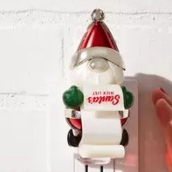 Bath And Body Nice List Gnome Wallflower Scent Control - Picture 8 of 8